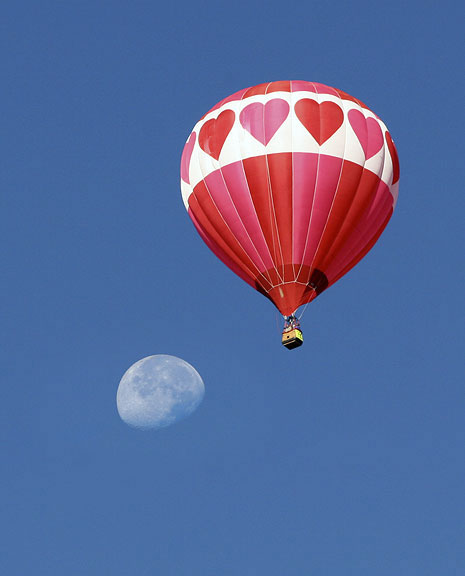 The Annual Taos Mountain Balloon Rally