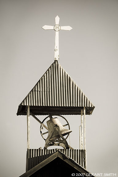 Chapel in Llano de San Juan on the high road to Taos near Picuris, New Mexico