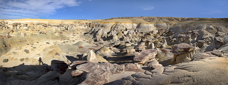 In "Ah shis lepah" a large wash and an area of "bisti" (hoodoo like formations) near Chaco Canyon