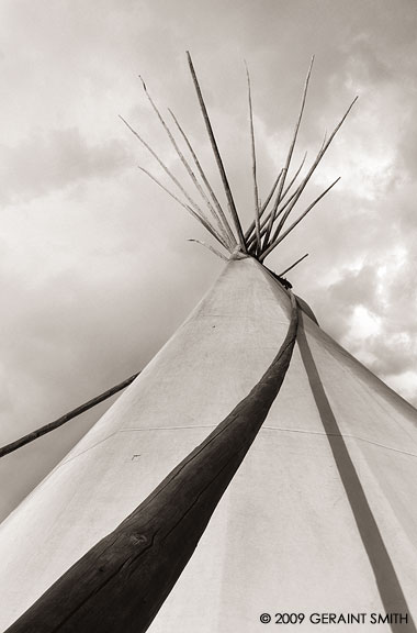 Tipi Lines