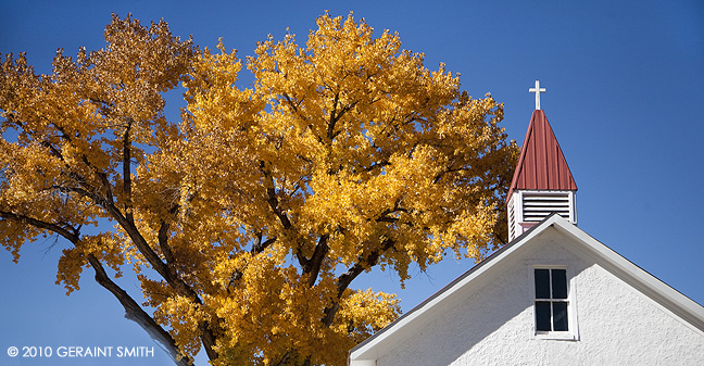 Cottonwood, cross in Valarde on the Rio Grande