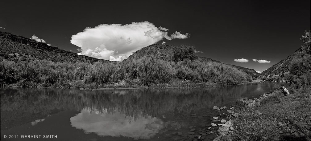 Photographing the Rio Grande in Orilla Verde, NM