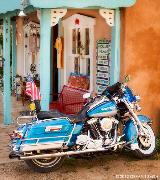 Harley Davidson colors in Arroyo Seco, New Mexico