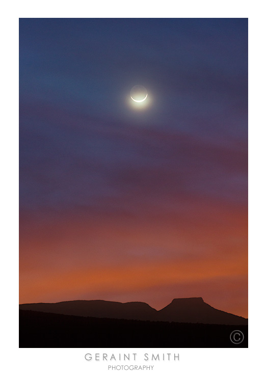 Cerro Pedernal and the crescent moon 