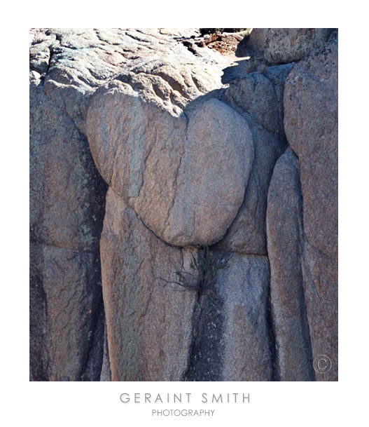 Very large heartrock in in the cliffs above Dixon, NM