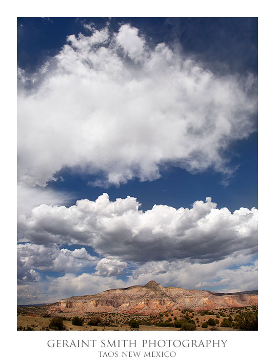 On a photo tour under the Abiquiu sky