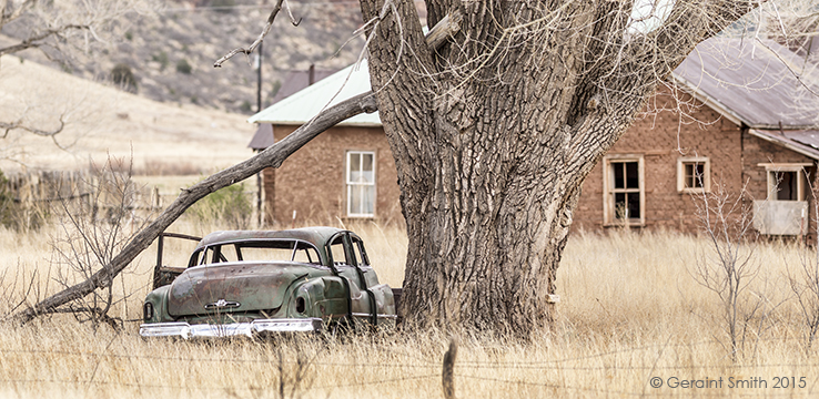 old car cottonwoods adobe Ocate, NM