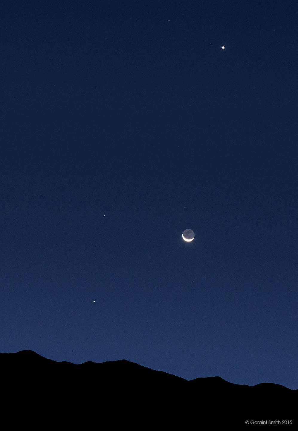 This morning … top to bottom … Regulus, Venus, Mars, Moon, and Jupiter with a few others scattered around san cristobal new mexico