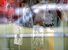 2006 August 02Native Portraits, Taos Plaza