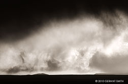 Mesa storm, Taos