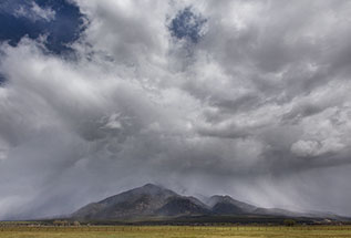 2014 May 10  Clearing storm on Taos Mountain