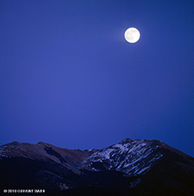 2010 November 22, Full moon over Vallecito Peak