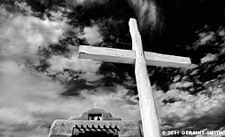 2011 November 29, The cross in the plaza at Abiquiu, NM