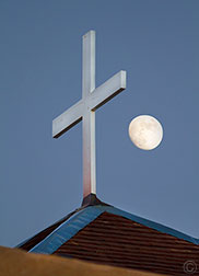 2012 November 27, Moonrise over the St Francis church