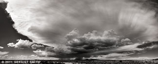 2011 September 08, Another storm over the west mesa